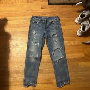 American eagle Tom girl ripped jeans